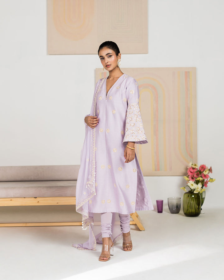 Lavender Embroidered Kurta Set (JNPL 18)