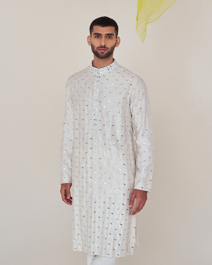 Silk Chanderi Ivory hand-embroidered kurta